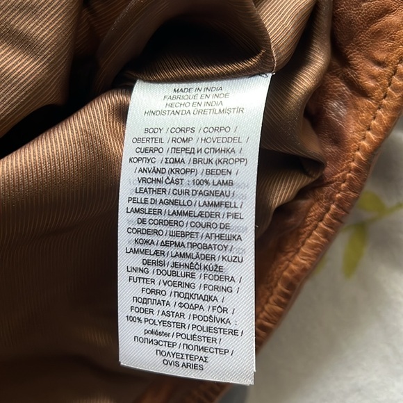 Never worn leatheret Jacket - Picture 6 of 8